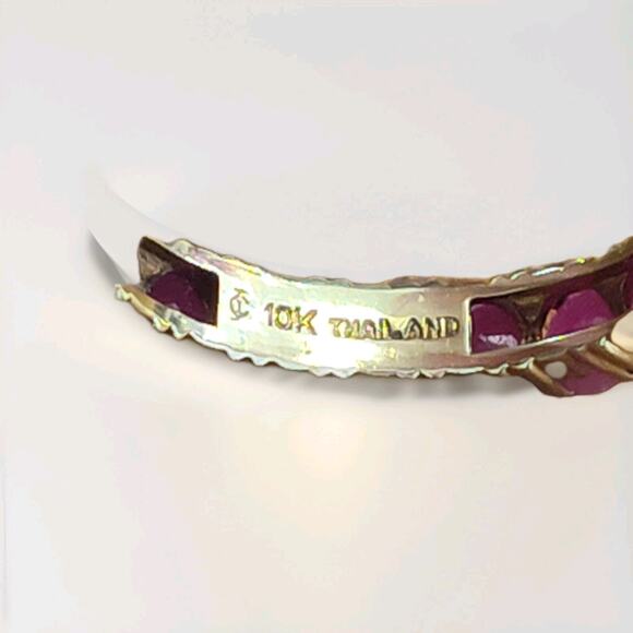 Vintage JC 10Kt Yellow Gold Ring Size 5.75 Red Ruby Eternity Anniversary Band - Picture 4 of 5